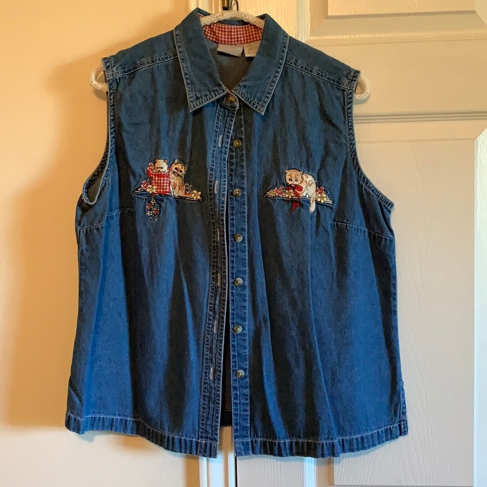 BLAIR SLEEVELESS BLOUSE